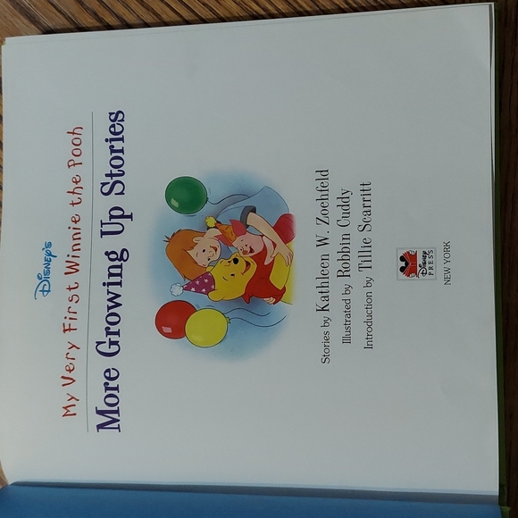 Disney's My Very First Winnie the Pooh More Growing Up Stories - Picture 5 of 16